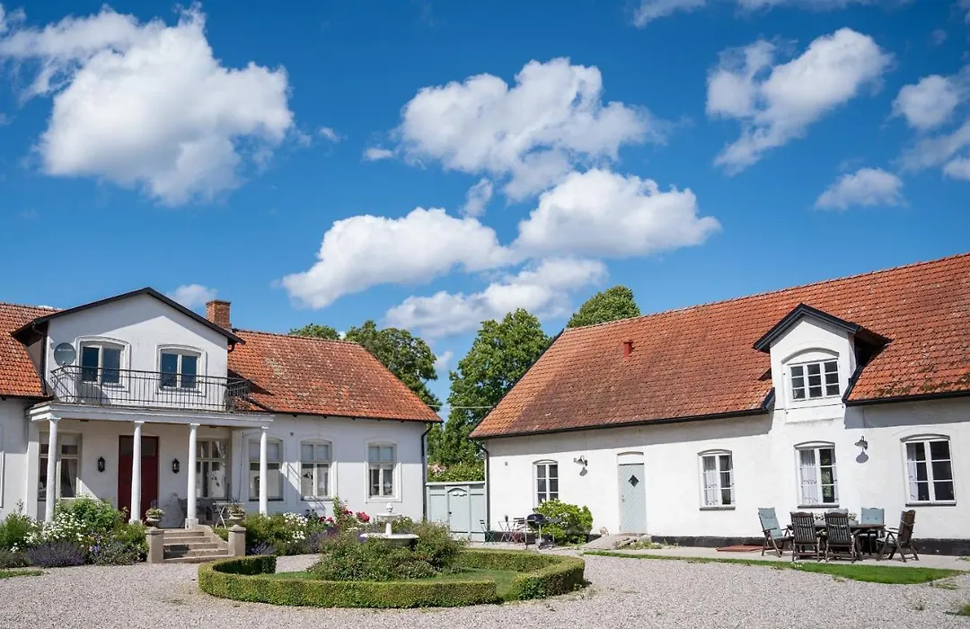 Svabesholms Kungsgårds B&B och Pensionat Stenshuvud-1