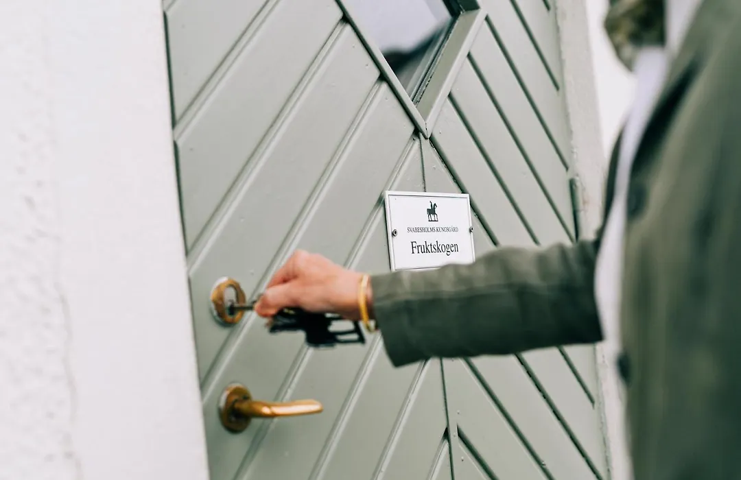 Svabesholms Kungsgards B&B Och Pensionat Stenshuvud-1